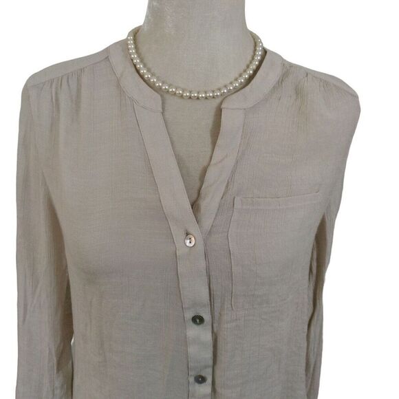 Zach & Rachel Button Front Top Long Roll Tab Sleeve Simi Sheer - Picture 4 of 7